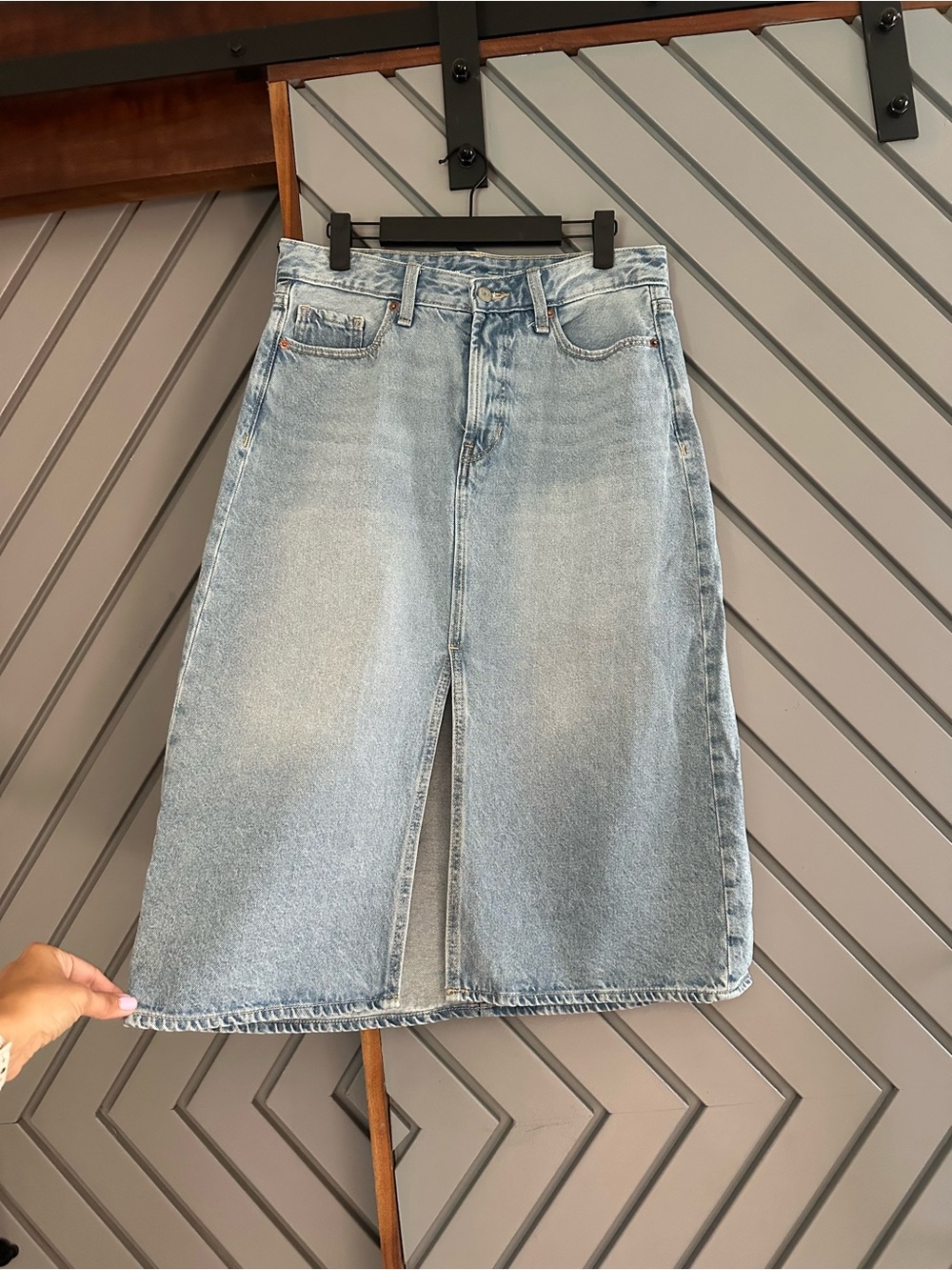 Old Navy Light Blue Straight-Leg Denim Skirt with Front Slit